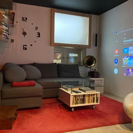Zrooms&Suites Hostel Boutique Zaragoza Rum bild